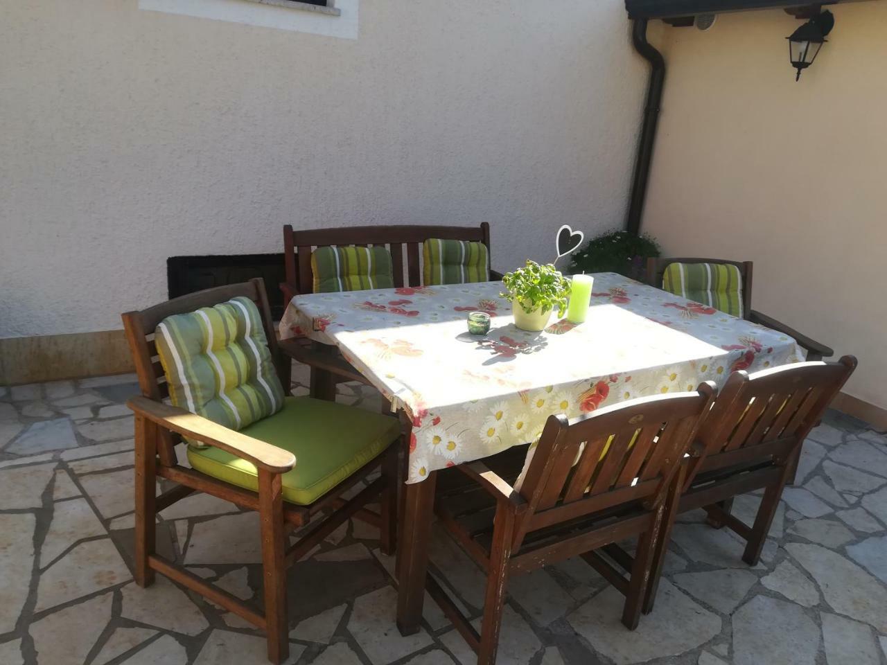 B&B Carmela Umag Bagian luar foto