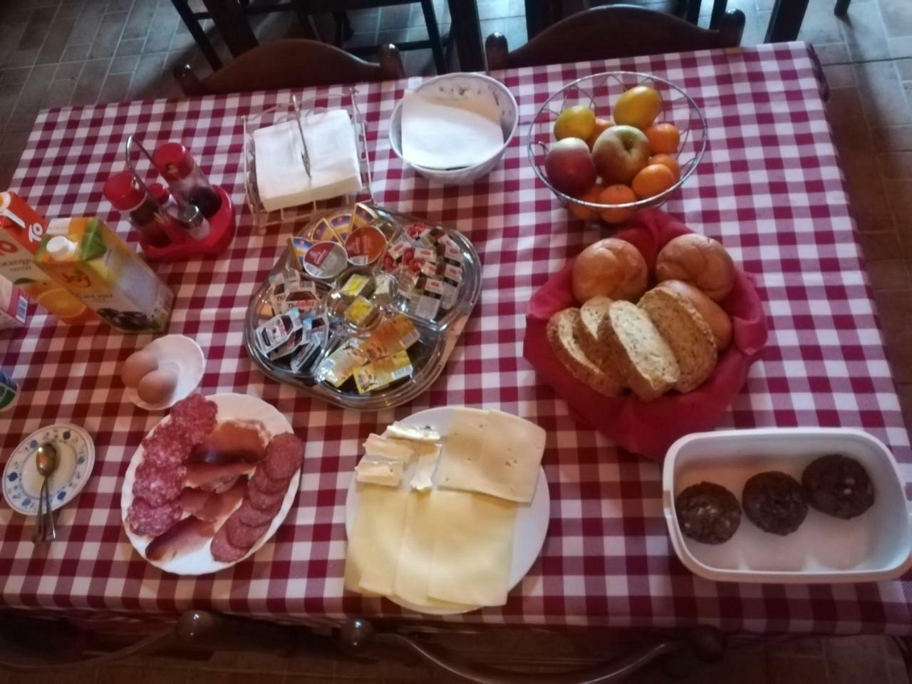 B&B Carmela Umag Bagian luar foto