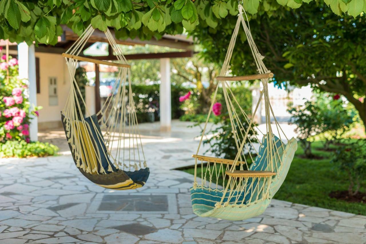 B&B Carmela Umag Bagian luar foto